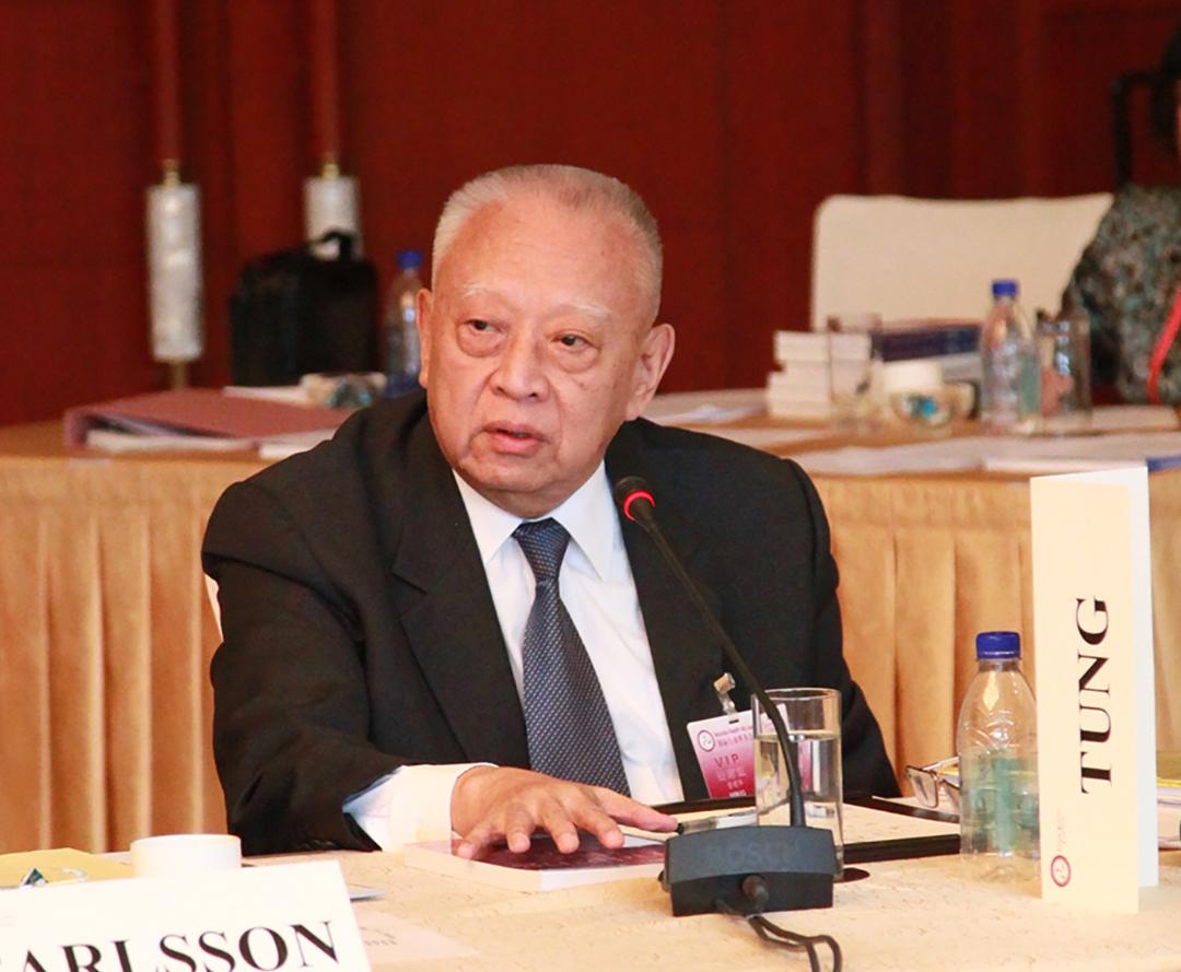 Tung Chee Hwa